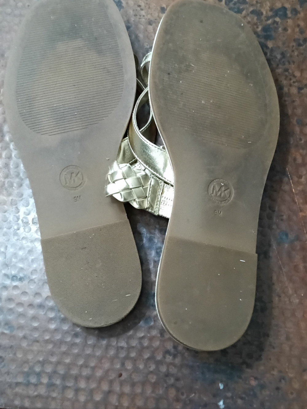 MICHAEL Michael Kors Sz. 9 Pale Gold Alba Metallic Braided Slide Flat Sandal - Picture 13 of 14